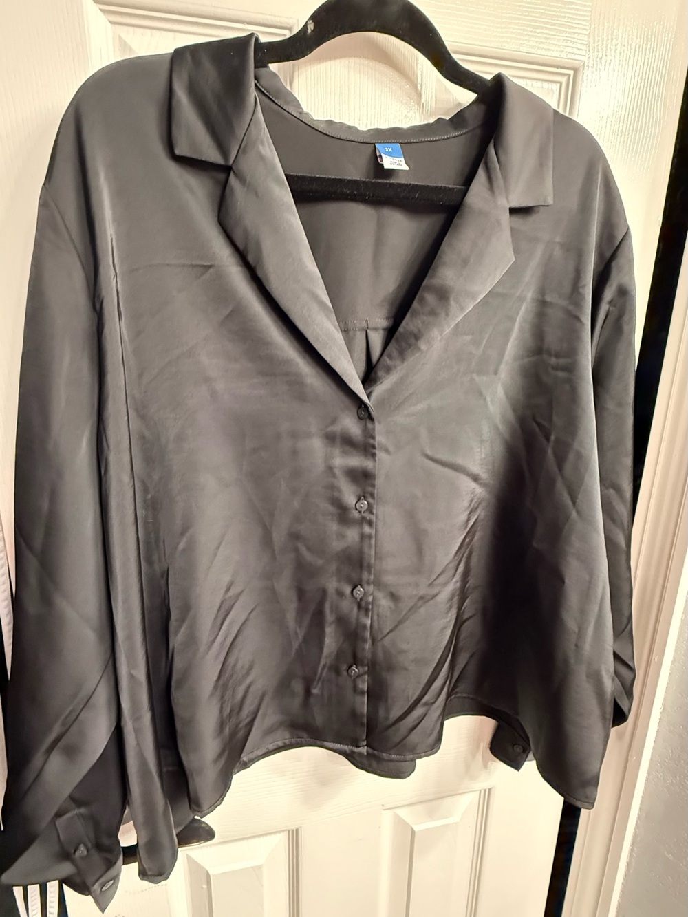 Old Navy 2x Black Satin Button-Down Blouse